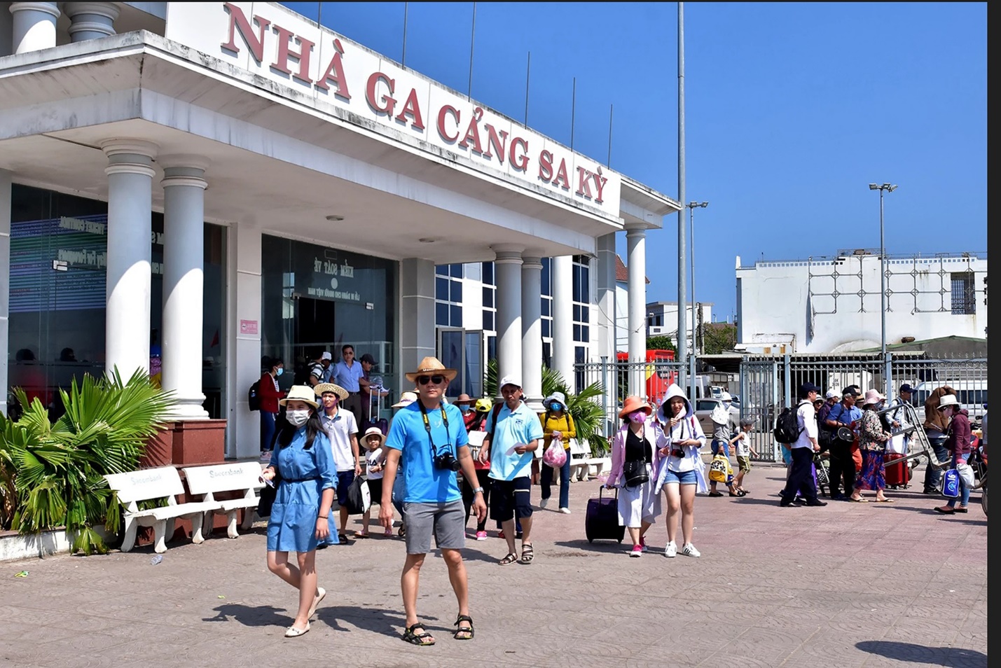 ban khoan viec tang gia ve tau cao toc tuyen sa ky- ly son va nguoc lai - 3