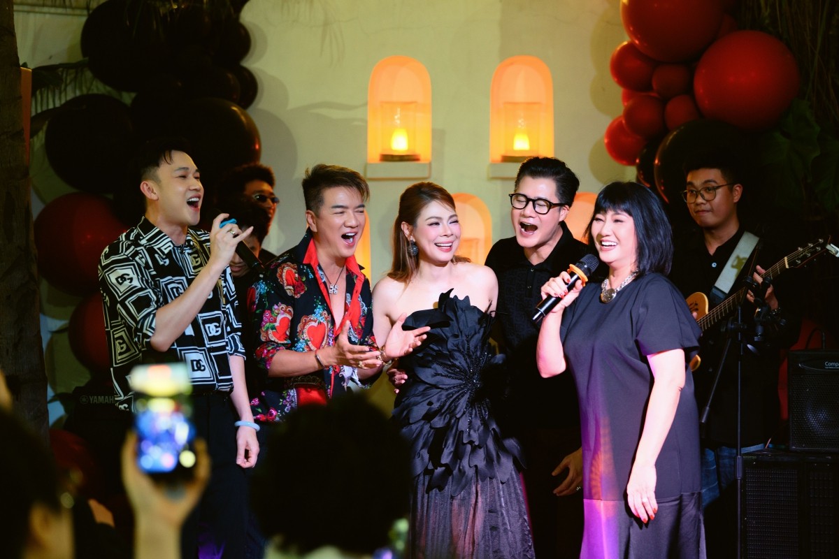 Chồng doanh nhân Việt Kiều bất ngờ từ Mỹ bay về tổ chức sinh nhật hoành tráng cho Thanh Thảo - 3