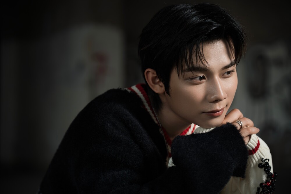 Sau “Tân binh toàn năng”, SWAN chào sân solo với MV “Có lẽ” giàu cảm xúc - 1