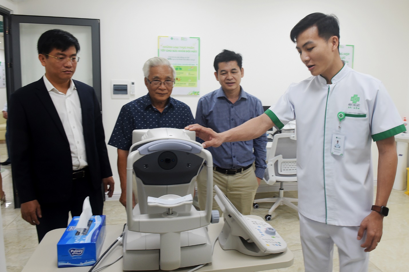 benh vien mat chat luong cao dau tien tai quang ngai dua vao hoat dong - 4