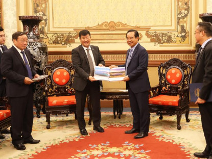  - TP.HCM đẩy mạnh vai trò điểm đến và trung chuyển khách Mông Cổ