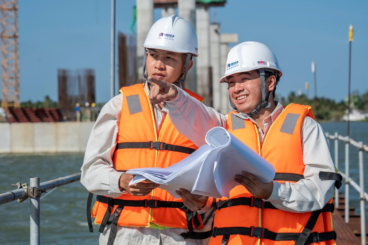 cong truong cau dai ngai 1 tang toc giua ap luc chi phi va khan hiem vat lieu - 7