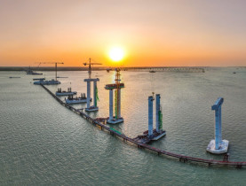  - Công trường cầu Đại Ngãi 1 tăng tốc giữa áp lực chi phí và khan hiếm vật liệu