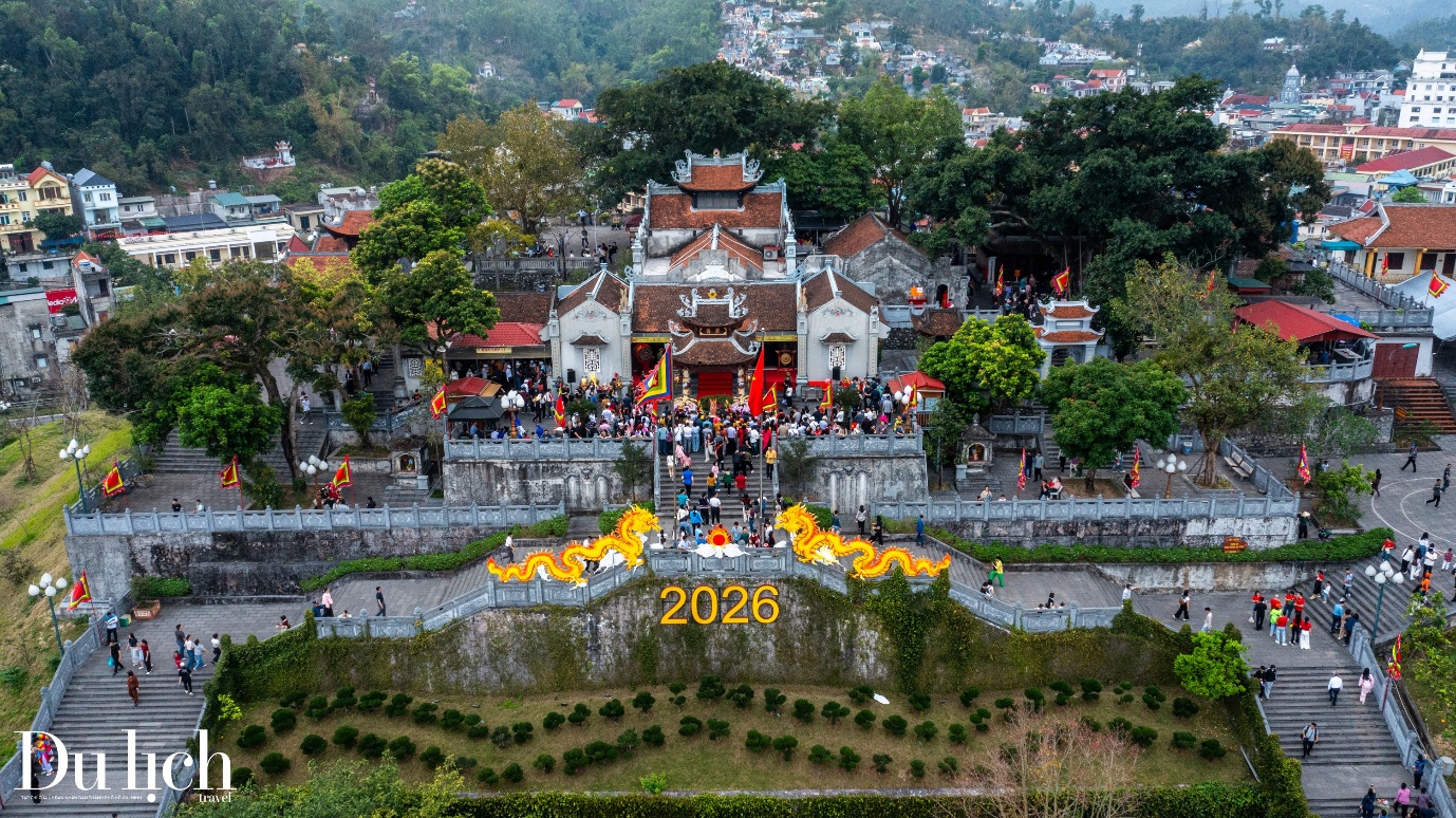 khai hoi den cua ong xuan binh ngo 2026 - 7