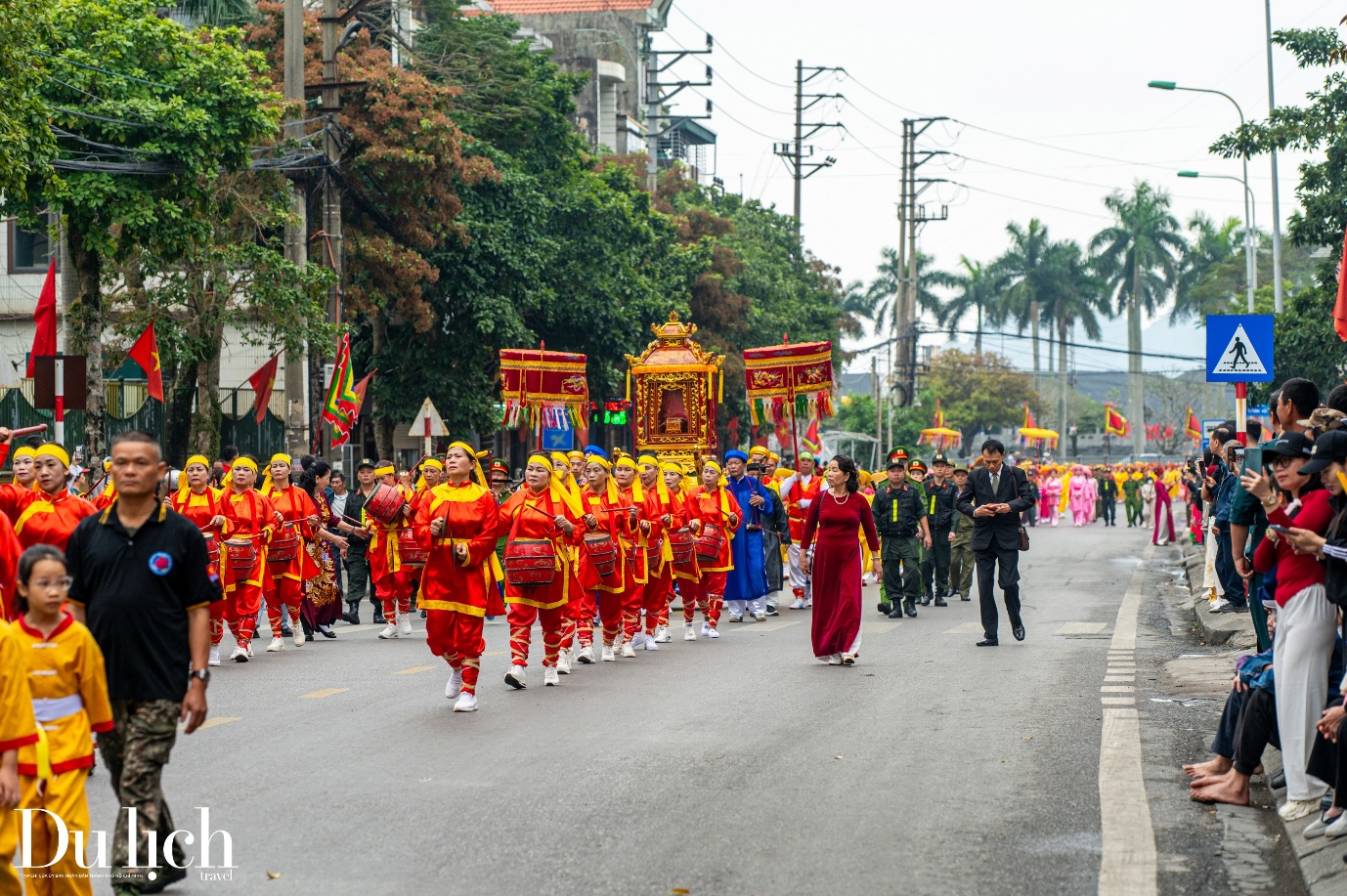 khai hoi den cua ong xuan binh ngo 2026 - 10