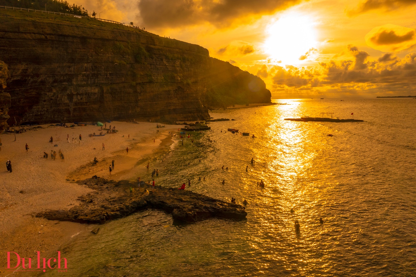 hoang hon ruc ro giua mau co to quoc thieng lieng o dao ly son - 13