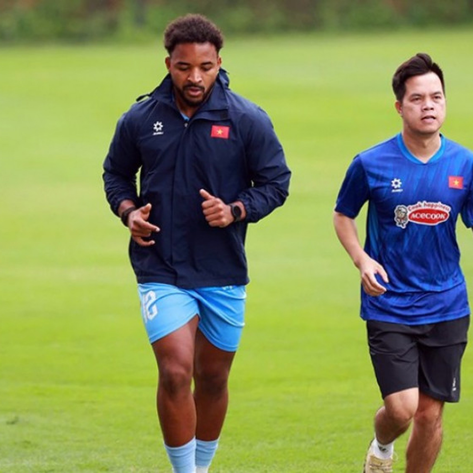  - Xuân Son chưa thể tập cùng Hoàng Hên ở ĐT Việt Nam, Văn Khang quyết thắng Malaysia