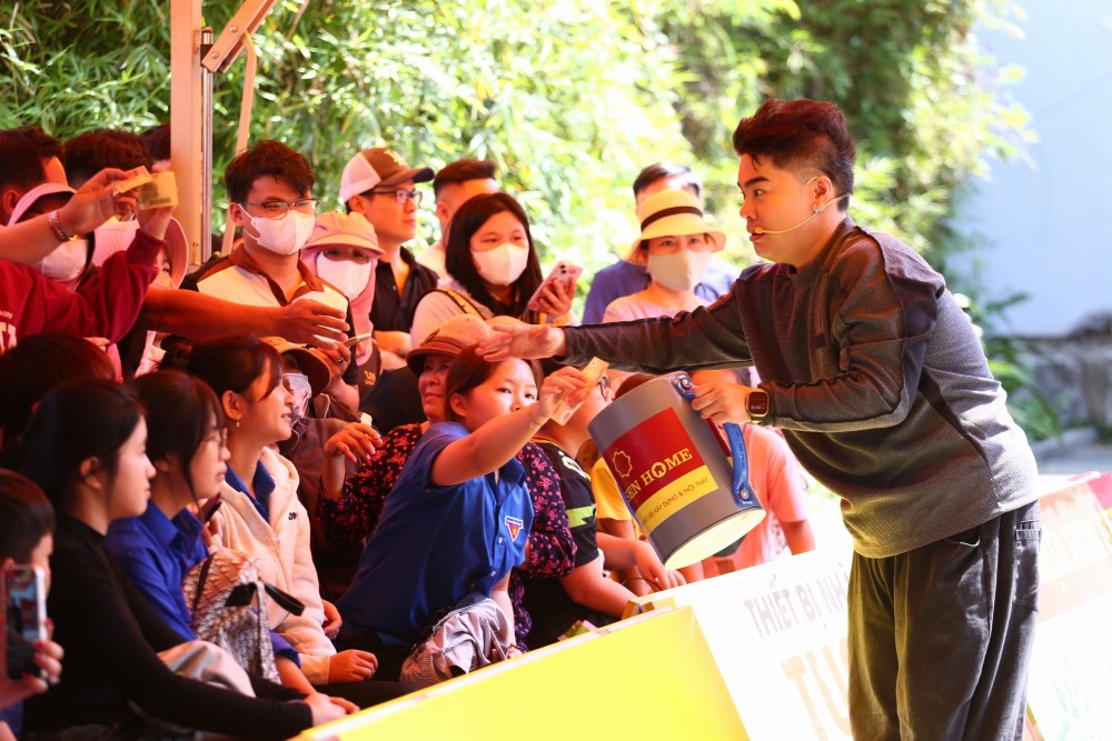 “Mái ấm gia đình Việt” trao hơn 1,5 tỷ đồng cho 18 hoàn cảnh khó khăn tại Đắk Lắk - 2