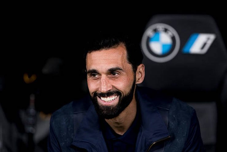 Arbeloa thắng Mourinho - Pep - Simeone trong 1 tháng, "ghế nóng" ở Real vững chắc - 2