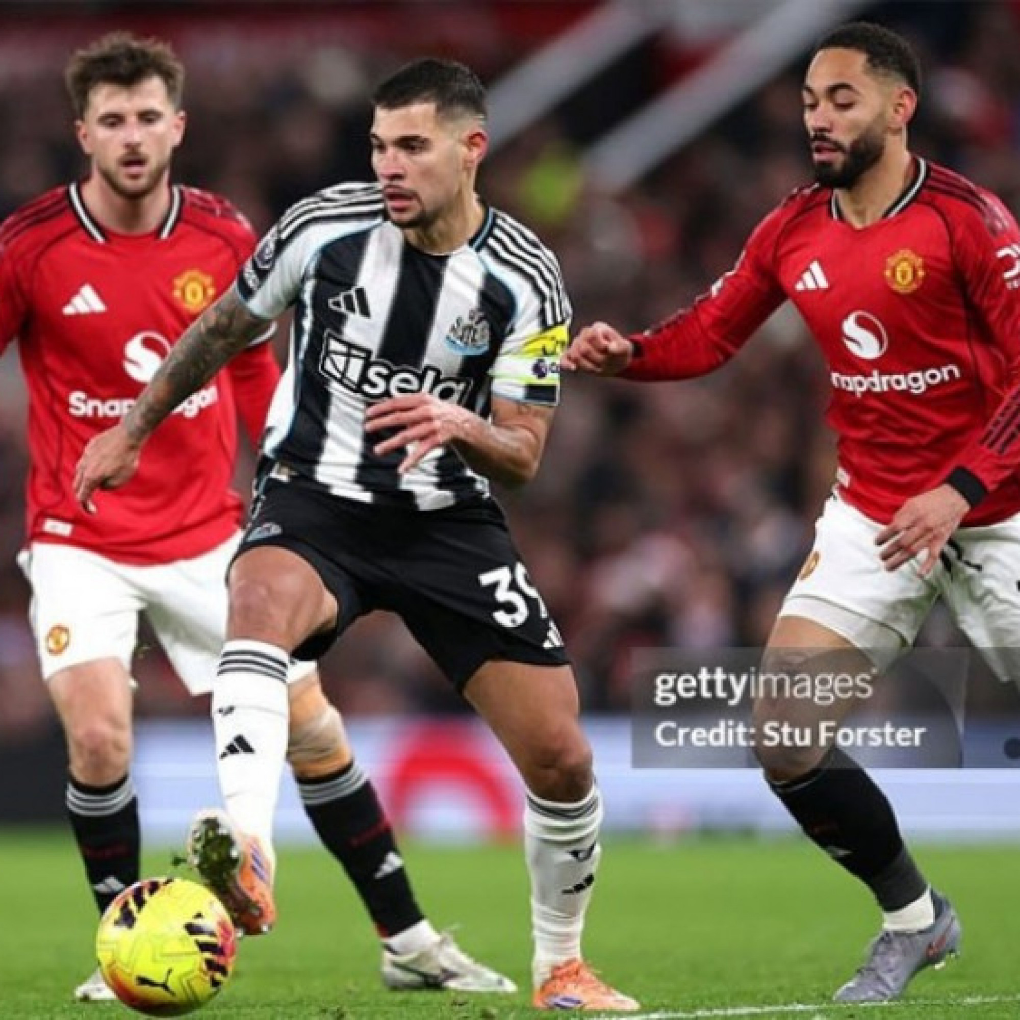  - MU đạt thỏa thuận với sao Newcastle, bị hét giá 100 triệu bảng