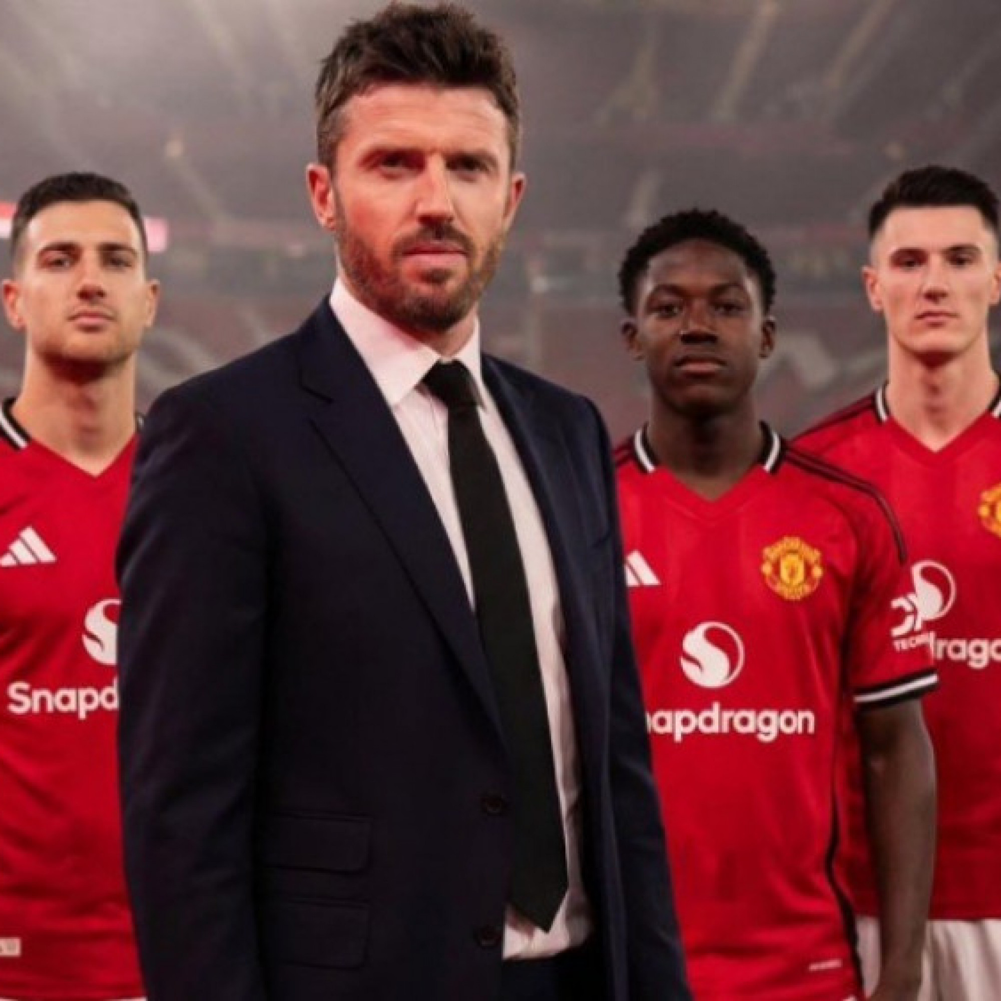  - MU hoãn tìm HLV chính thức, Carrick sáng cửa ngồi "ghế nóng" nhờ sắp lấy vé C1