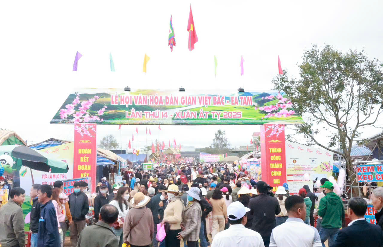 Đắk Lắk từng bước xây dựng thương hiệu du lịch chuyên nghiệp và đặc sắc - 2