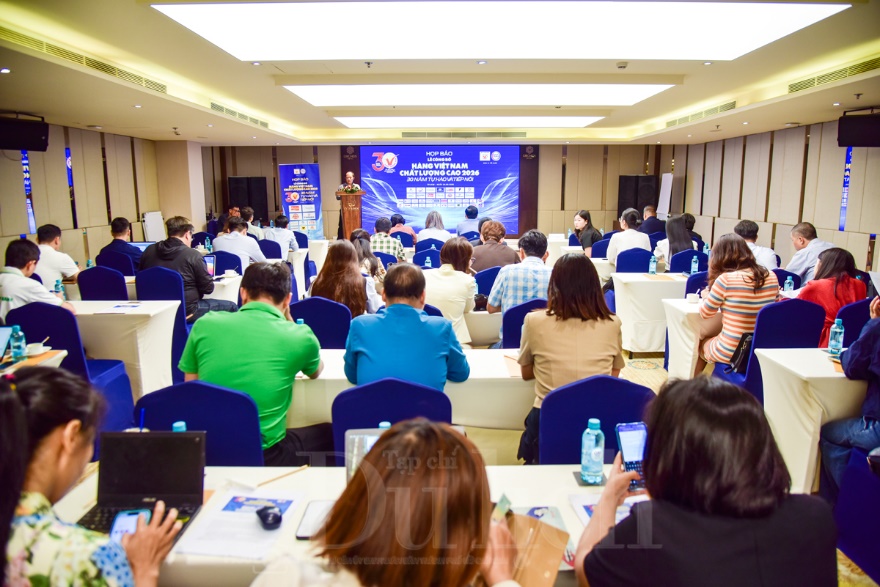 30 năm Hàng Việt Nam Chất lượng cao: Chặng đường từ lá phiếu giấy đến kỷ nguyên số - 3