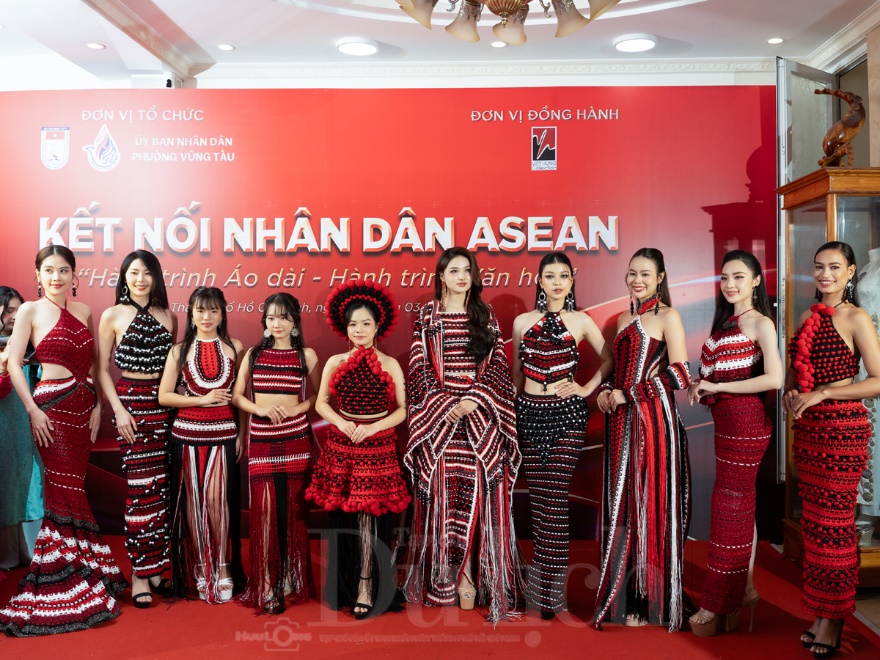 Về Vũng Tàu nghe chuyện người Châu Ro, ngắm áo dài kết nối ASEAN - 2