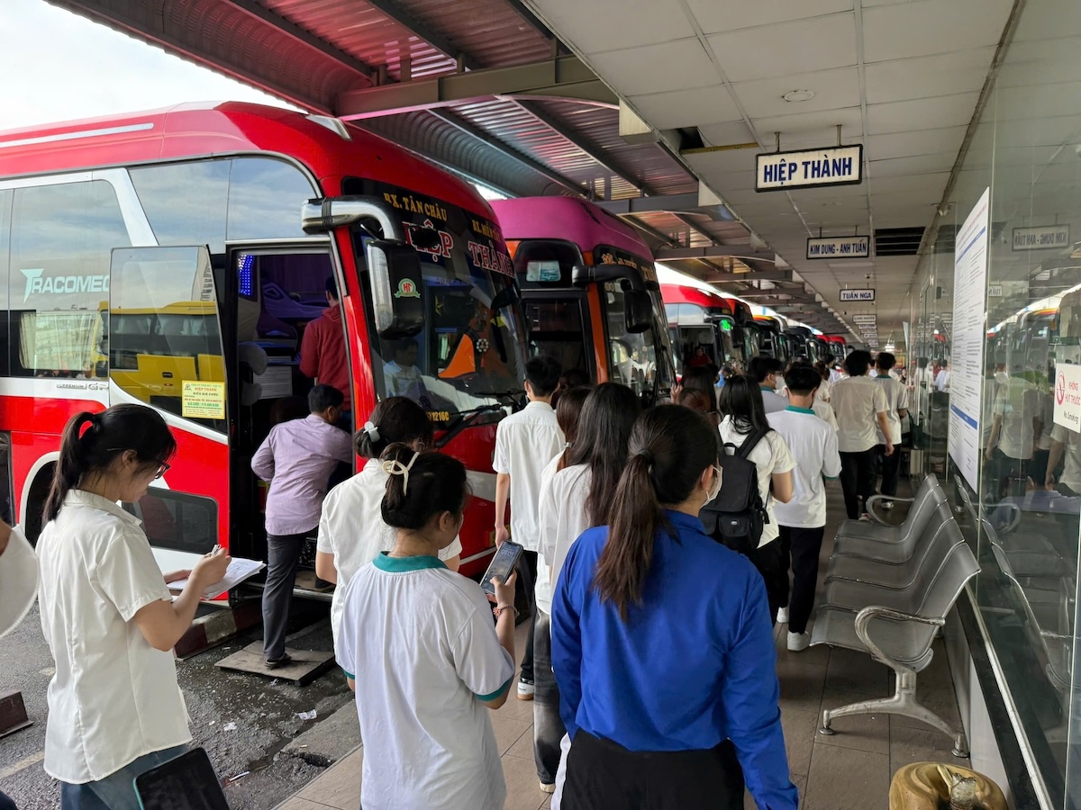 Áp lực nhiên liệu, doanh nghiệp du lịch tìm cách giữ giá tour - 4