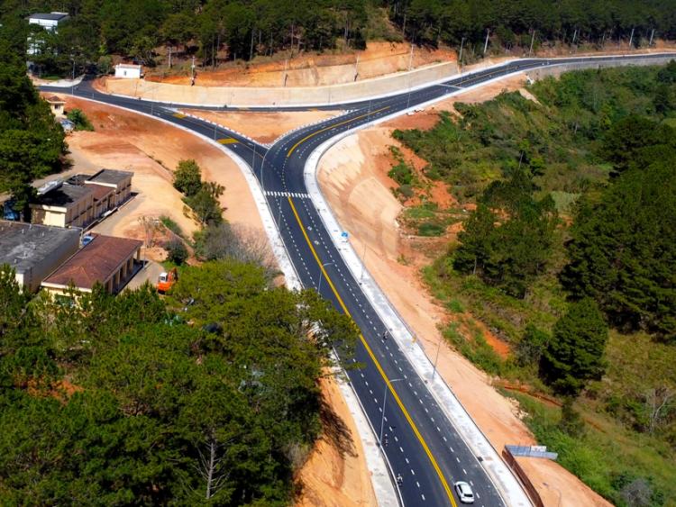 Ngắm tuyến đường vành đai siêu đẹp ở Đà Lạt