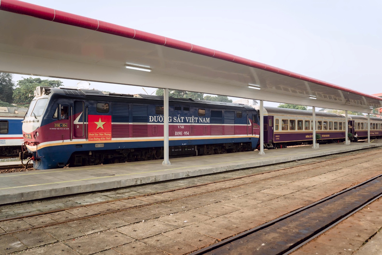 Ra mắt giao diện mới đoàn tàu ‘Hành trình kết nối di sản Miền Trung’, giảm 10% giá vé - 1