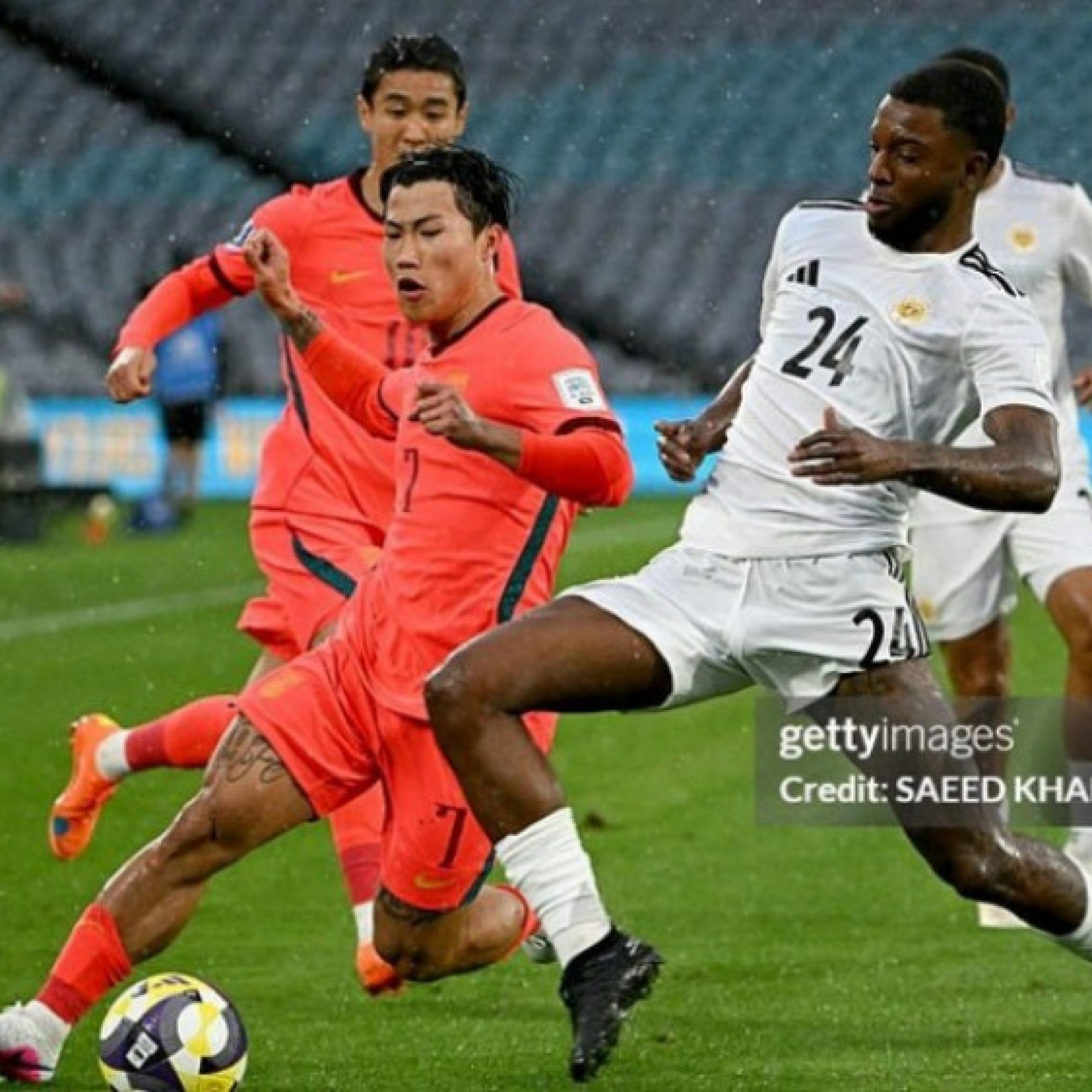  - Trực tiếp bóng đá Trung Quốc - Curacao: Zhang Yuning nhân đôi cách biệt