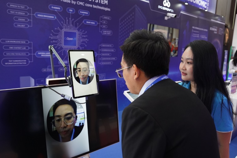 Độc đáo các mô hình công nghệ tại Diễn đàn Kinh tế Mùa thu 2025 - 2