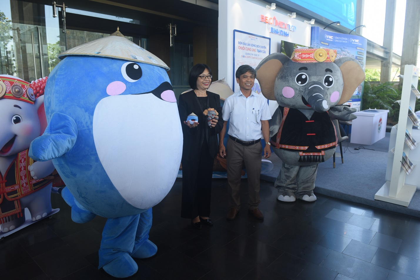 quang ba  non ngua phu gia den du khach trong nuoc va quoc te - 3