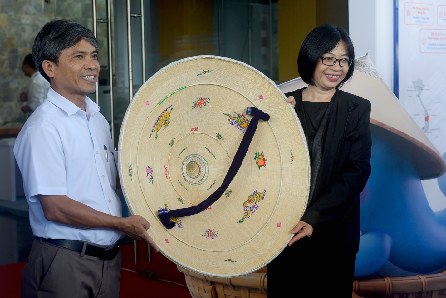 quang ba  non ngua phu gia den du khach trong nuoc va quoc te - 1