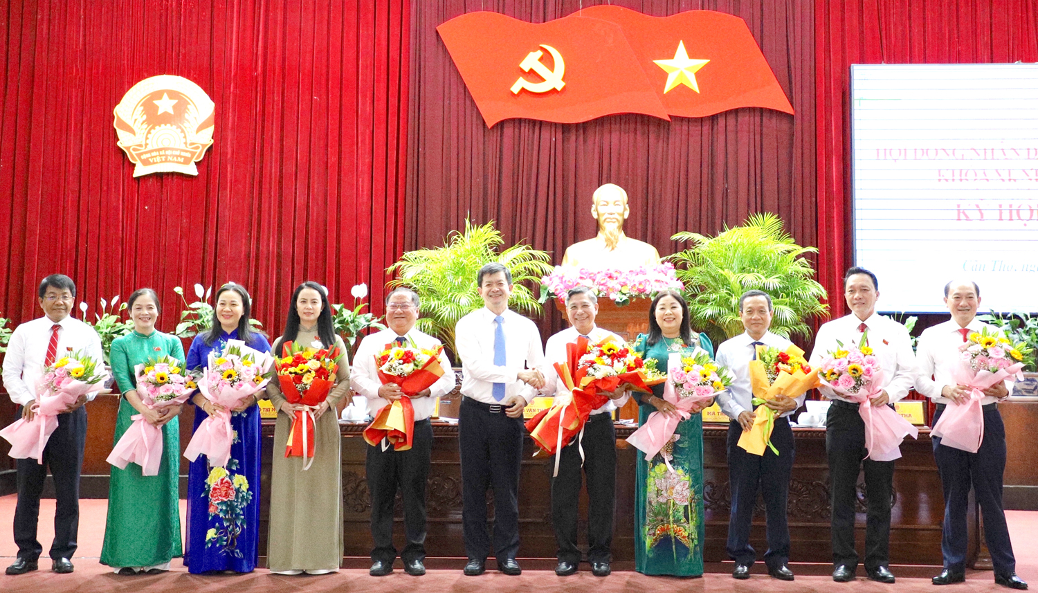 Ông Trương Cảnh Tuyên tiếp tục giữ chức Chủ tịch UBND TP Cần Thơ - 3