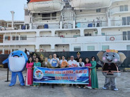 Tàu du lịch quốc tế NOBLE CALEDONIA – ISLAND SKY đưa du khách đến phố biển Quy Nhơn