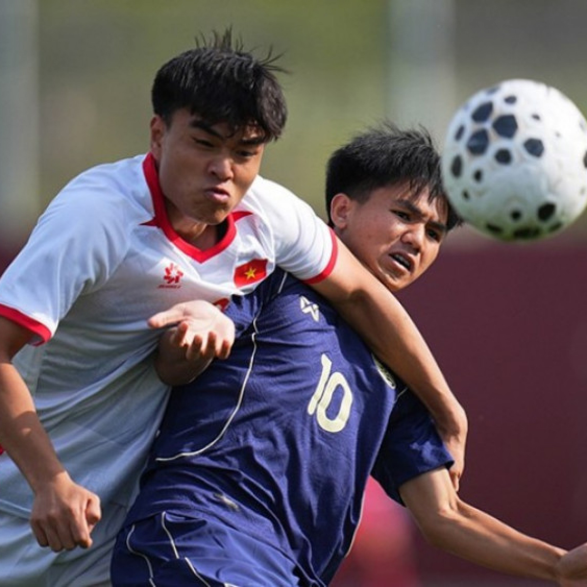  - Trực tiếp bóng đá U23 Việt Nam - U23 Thái Lan: Văn Bình cứu thua (CFA Team China)
