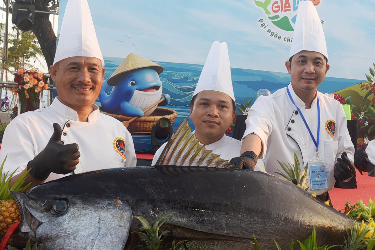 ngay hoi tinh hoa am thuc gia lai thu hut dong dao du khach - 1