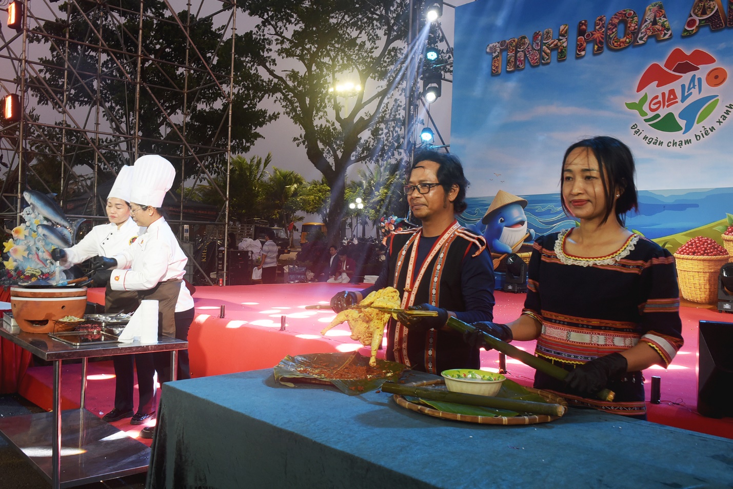 ngay hoi tinh hoa am thuc gia lai thu hut dong dao du khach - 16