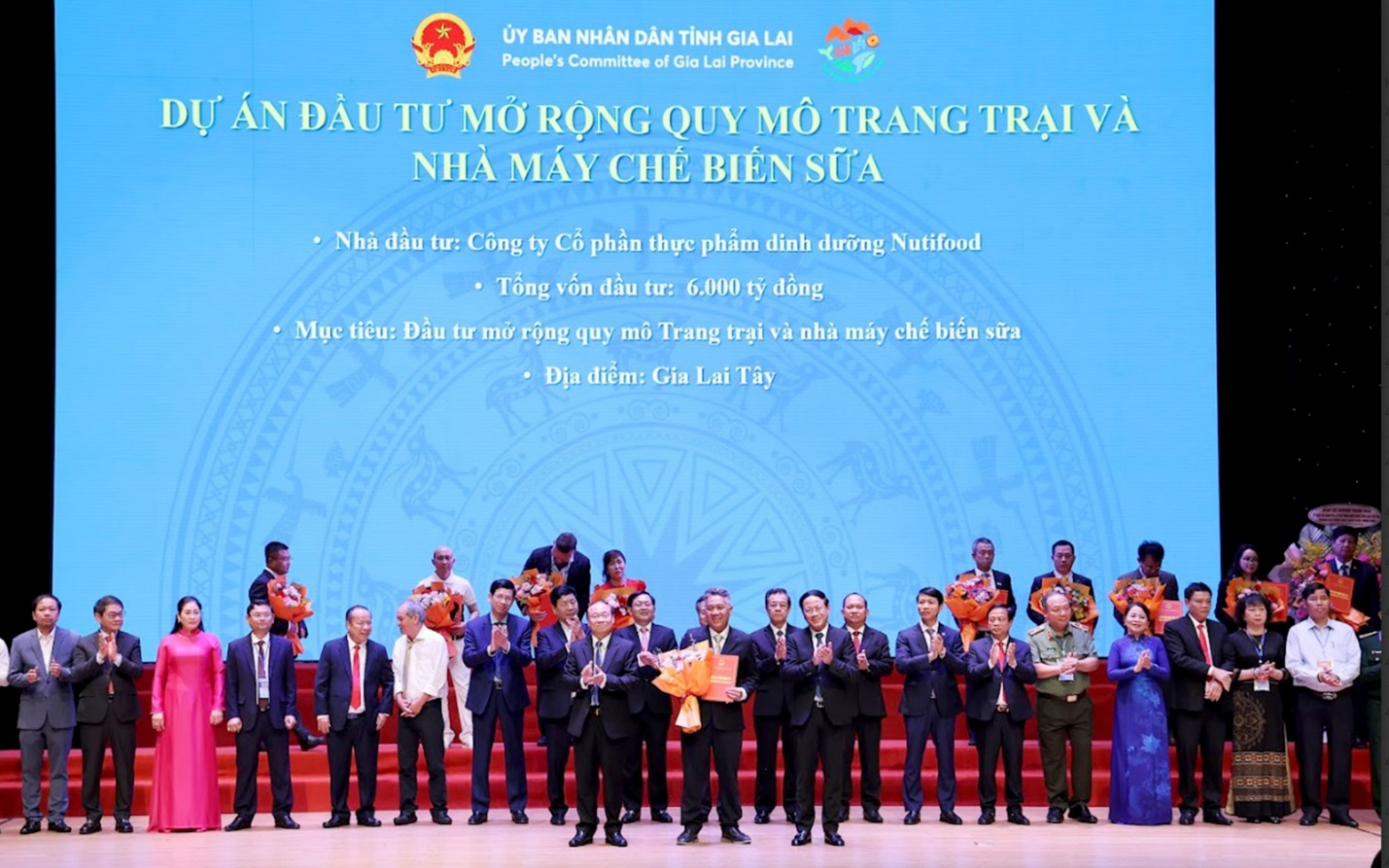 gia lai xuc tien, thu hut day tu hon 32 ty usd - 16