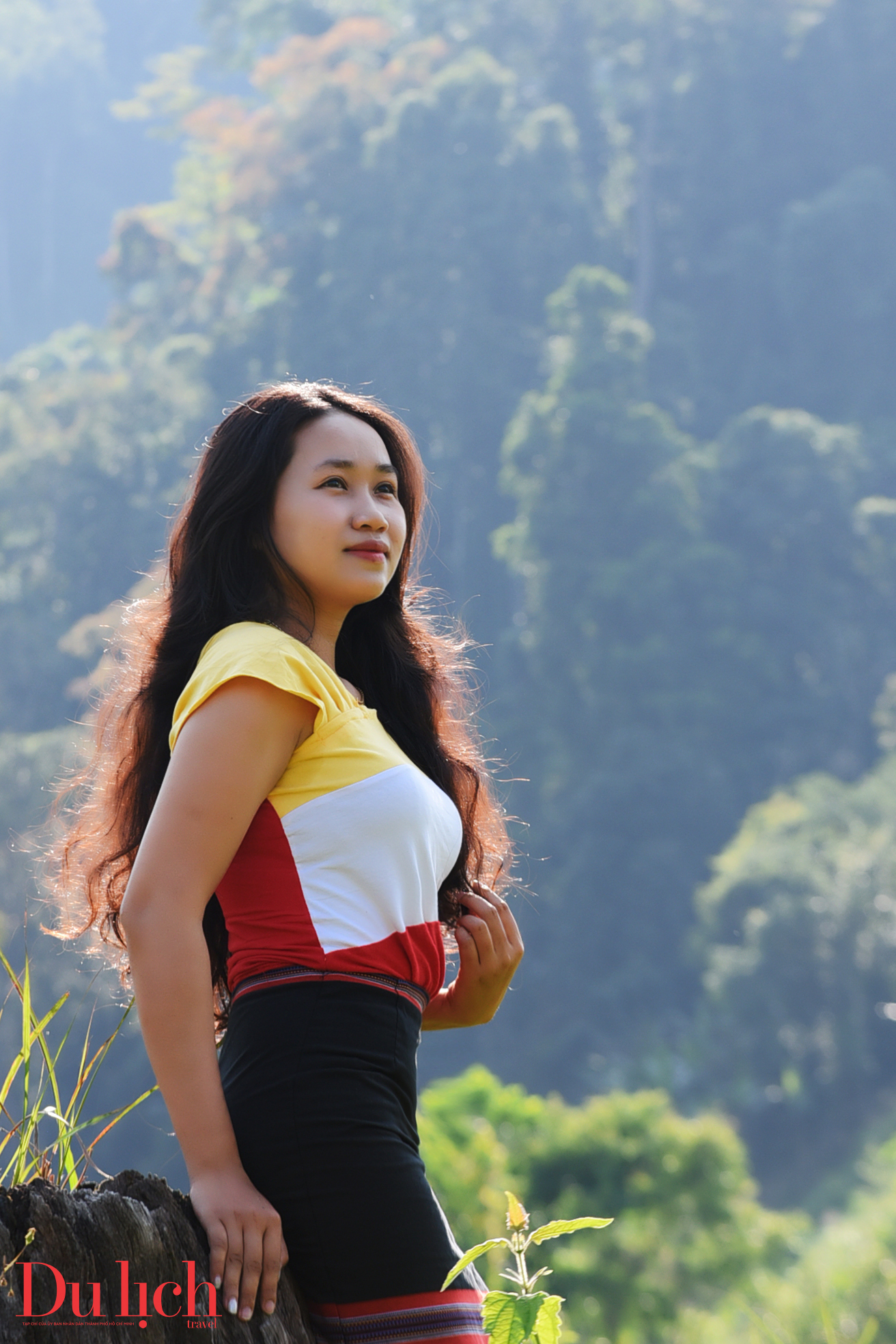 ban hoa ca nui rung ruc ro sac mau son tay thuong - 10