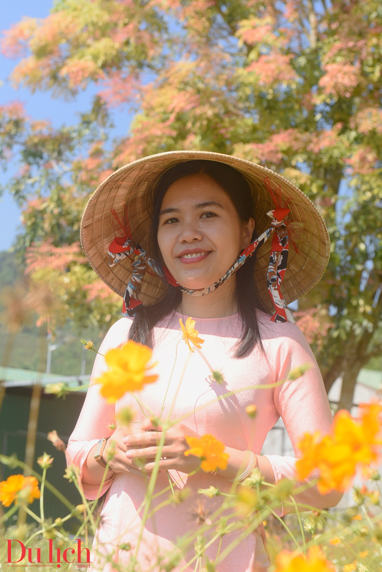 ban hoa ca nui rung ruc ro sac mau son tay thuong - 12