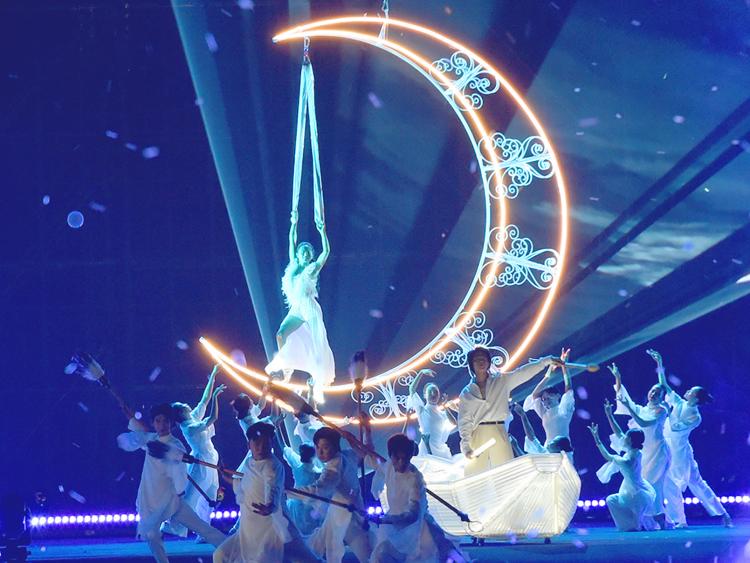 Bản giao hưởng “Đại ngàn chạm biển xanh” thăng hoa cảm xúc trong đêm khai mạc