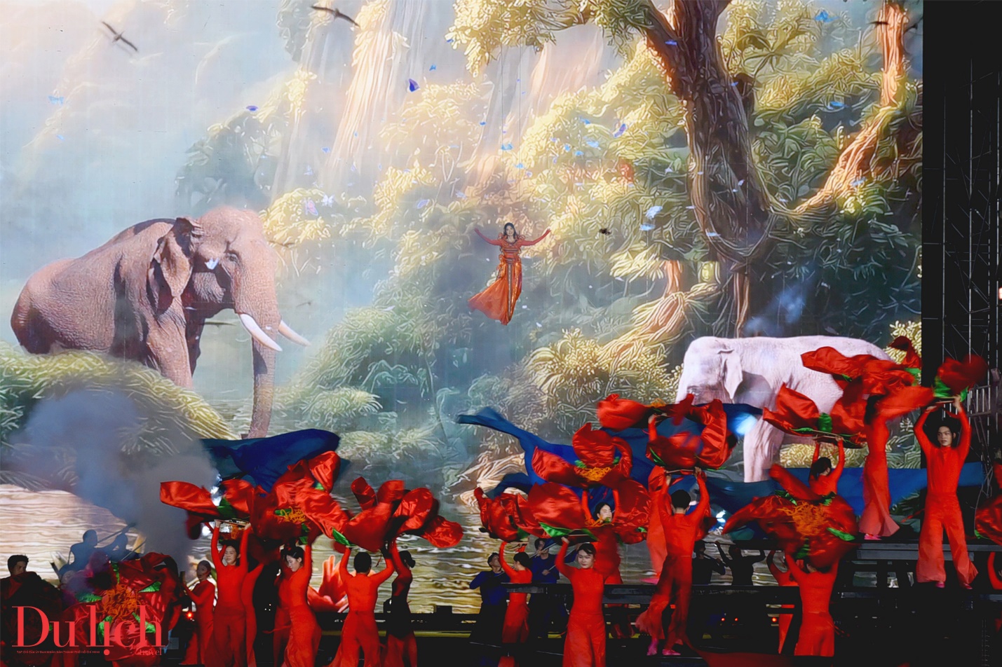 khai mac nam du lich quoc gia gia lai 2026 thu hut hang nghin nguoi dan, du khach - 5