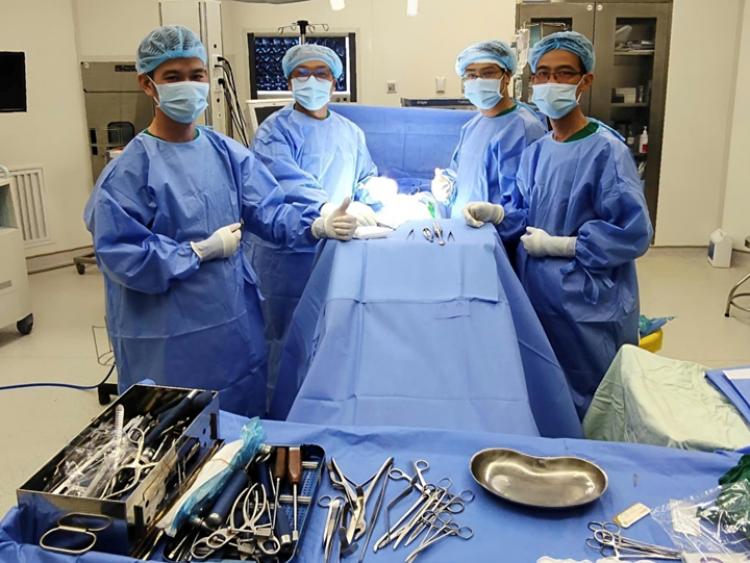 Bệnh viện ở Lâm Đồng phẫu thuật thành công 2 ca thoát vị đĩa đệm cột sống đầu tiên