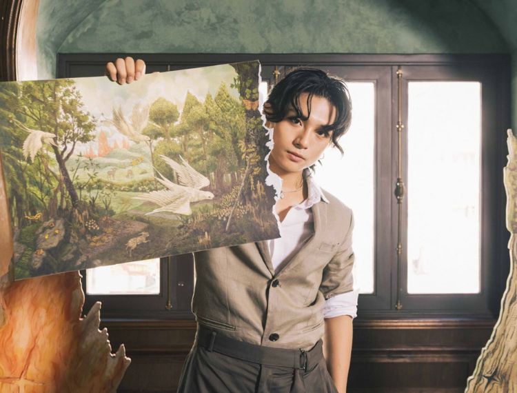 GREY D gây chú ý khi trở lại với album đầu tay, định hình vũ trụ âm nhạc riêng