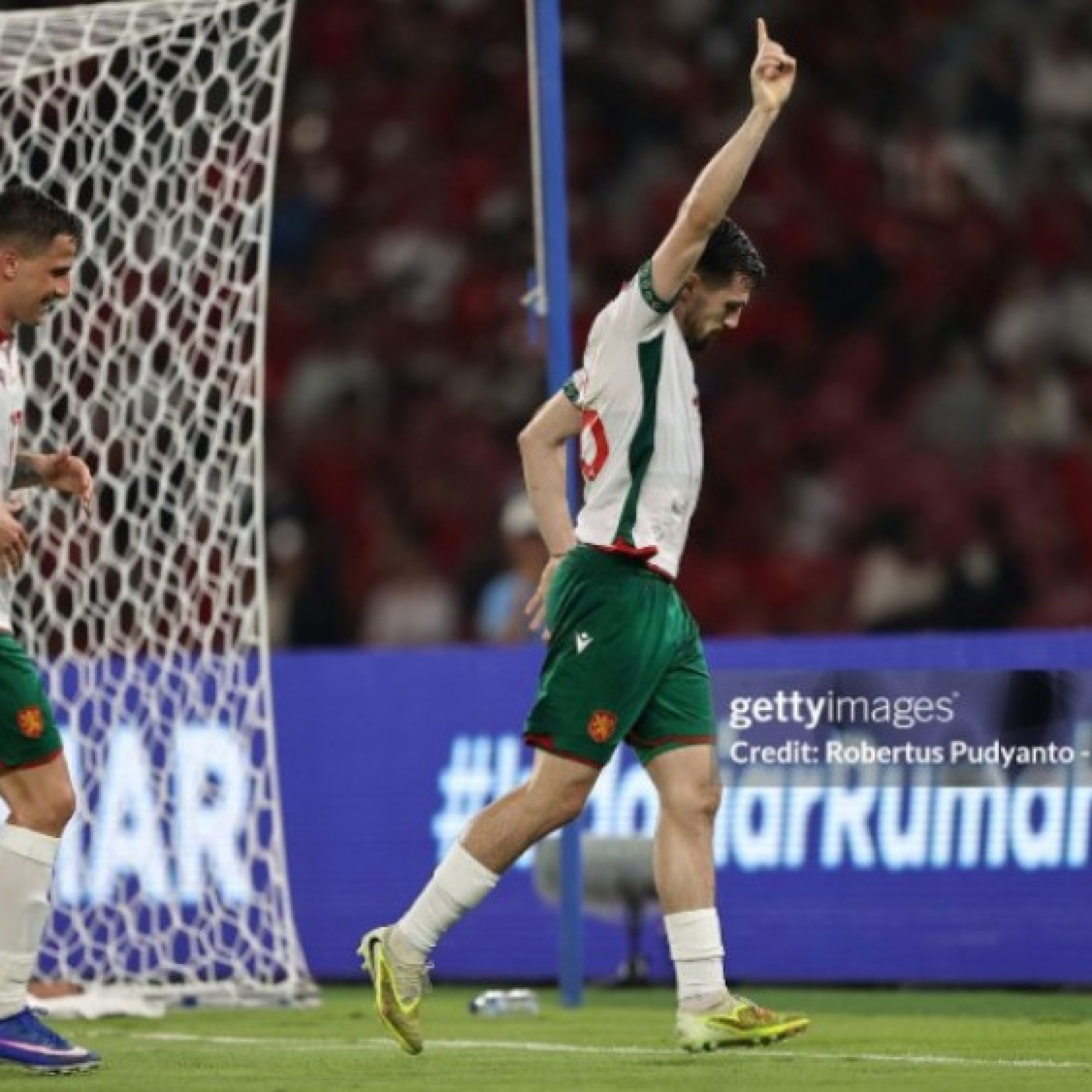  - Video bóng đá Indonesia - Bulgaria: Trả giá sai lầm (FIFA Series)