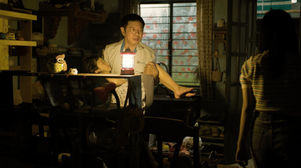 Thái Hòa nói gì về hình tượng người cha “đào lửa” tiền từ thiện trong phim Anh Hùng? - 1