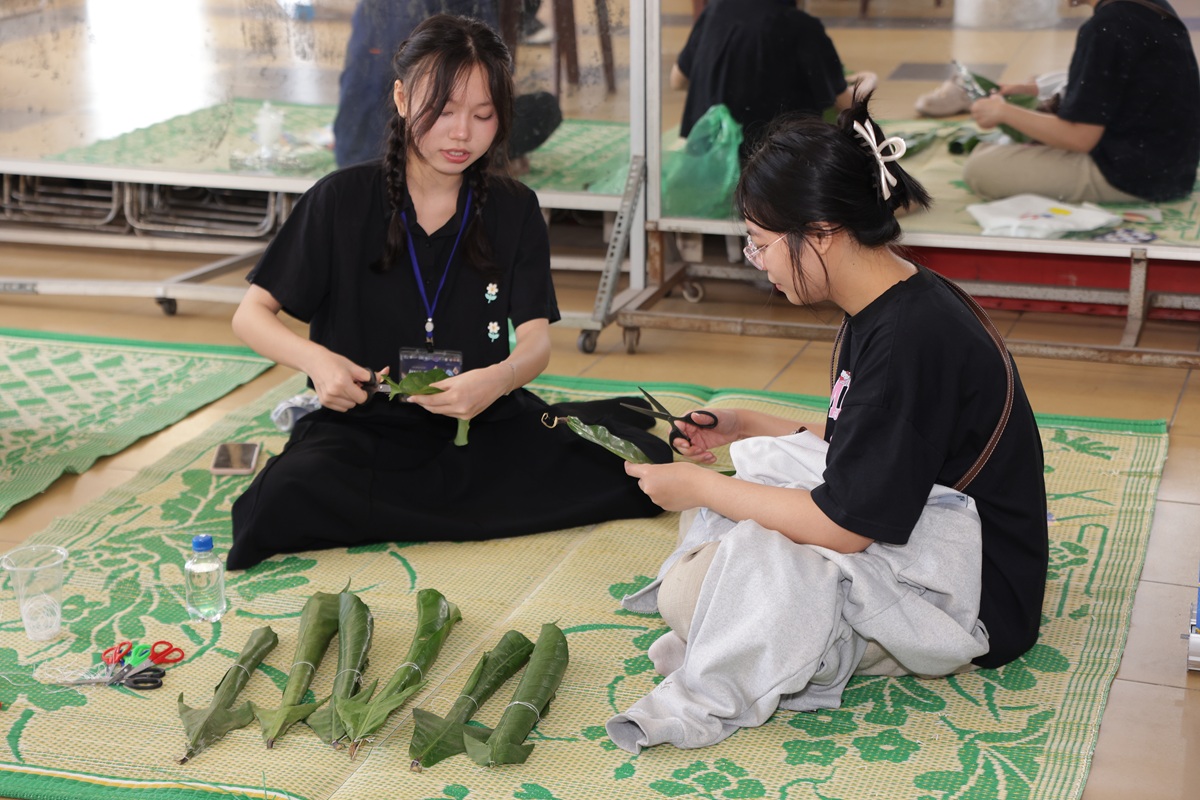 gen z ke chuyen roi nuoc: di san duoc ‘noi lai’ bang ngon ngu moi - 3