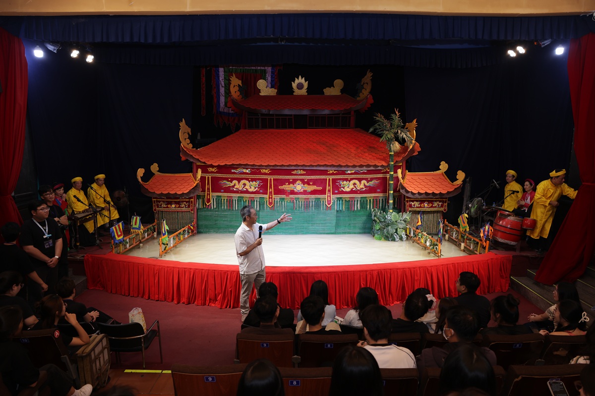 gen z ke chuyen roi nuoc: di san duoc ‘noi lai’ bang ngon ngu moi - 7