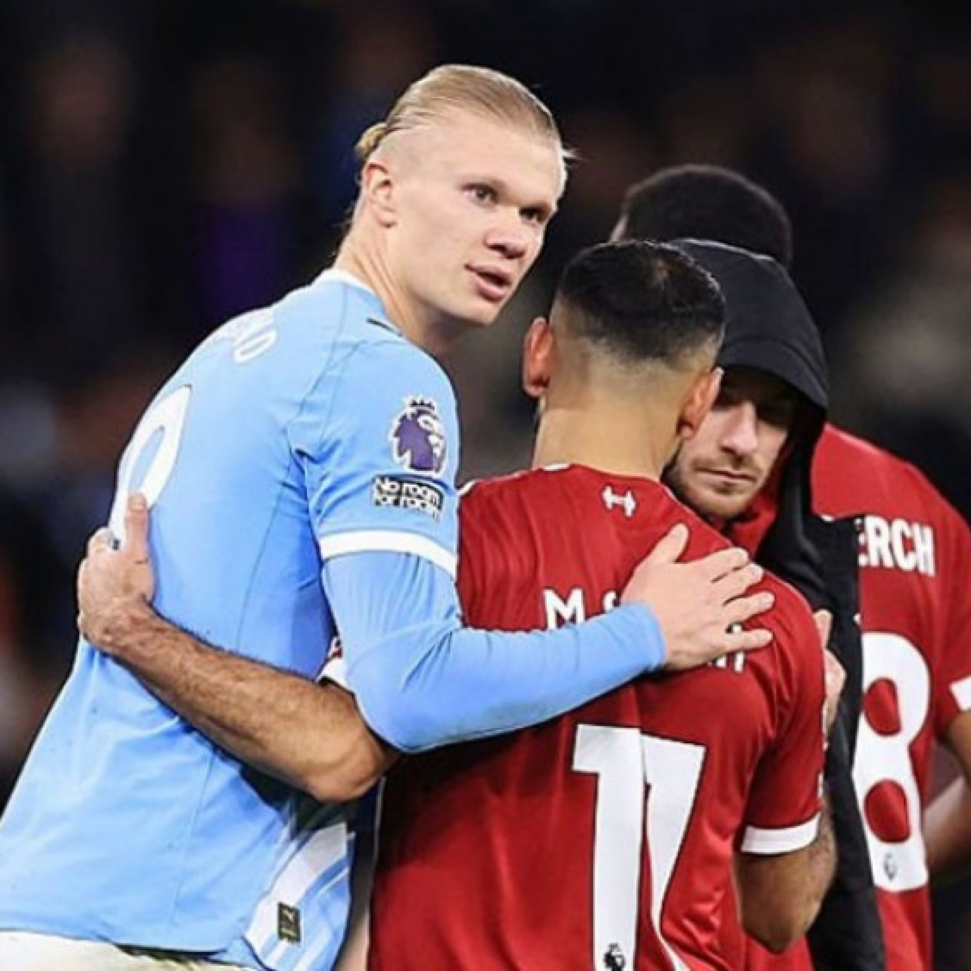  - Báo động dàn sao hạng A tháo chạy khỏi Ngoại hạng Anh, Haaland cô đơn một cõi