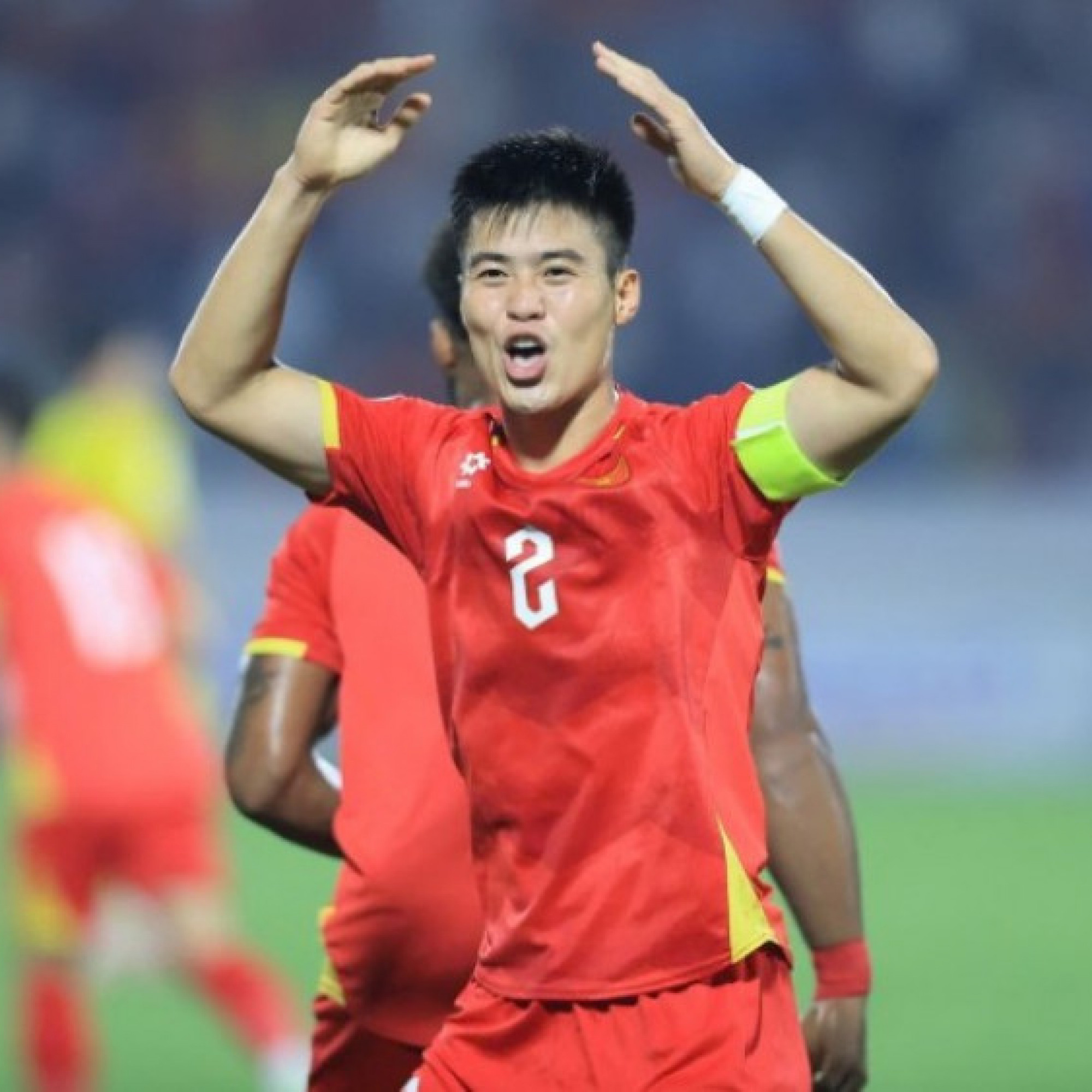  - Rực lửa Việt Nam - Malaysia: Thủ quân Duy Mạnh lập công, sân Thiên Trường vỡ òa