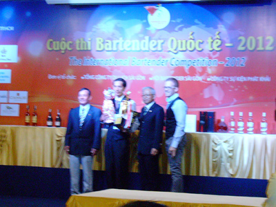 Chung kết cuộc thi Bartender Quốc tế:  Nguyễn Hoàng Đức &#40;Việt Nam&#41; và Kou Yung Yi &#40;Đài Loan&#41; Giải I - 2