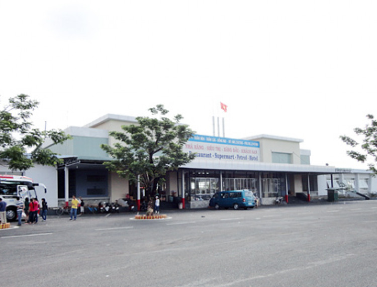 Trạm dừng xe Tân Phú và Xuân Lộc Đạt chuẩn loại 1 - 1