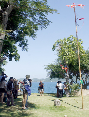 Khu Trò chơi Dân gian ở Hòn Tằm - Nha Trang - 2