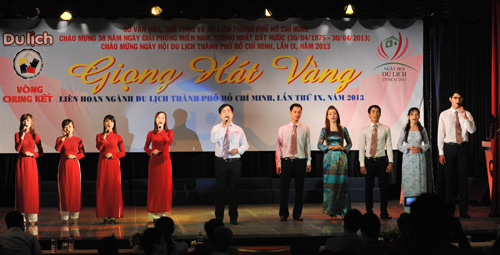 Tưng bừng khai mạc Vòng Chung kết Xếp giải Liên hoan Giọng hát Vàng Ngành Du lịch TP.HCM, lần IX, năm 2013 - 7