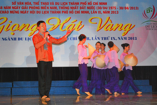 Tưng bừng khai mạc Vòng Chung kết Xếp giải Liên hoan Giọng hát Vàng Ngành Du lịch TP.HCM, lần IX, năm 2013 - 22