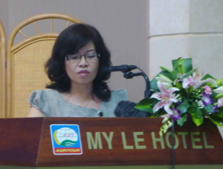 Bà Huỳnh Liên Trưởng phòng Bạn đọc Báo BRVT: QUẢN LÝ HÀNG RONG - 1