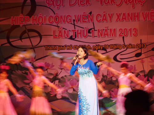 Hội diễn VNQC Hiệp hội Công viên Cây xanh Việt Nam, lần I, năm 2013:  Bay cao Tiếng hát Công nhân cây xanh - 11